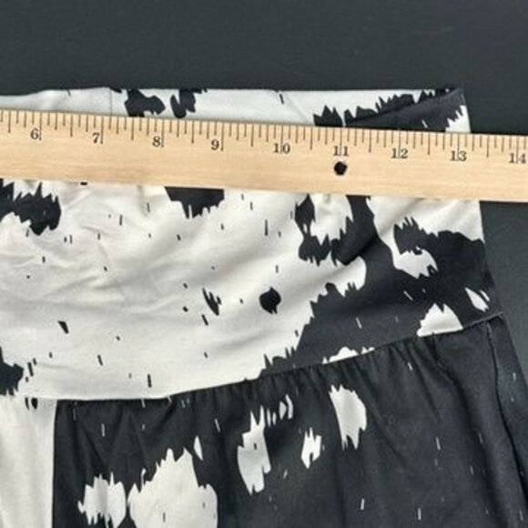 Sterling Creek Cow Print Bell Bottoms Size Medium Stretch Flare Cows Come Home B - Picture 2 of 9